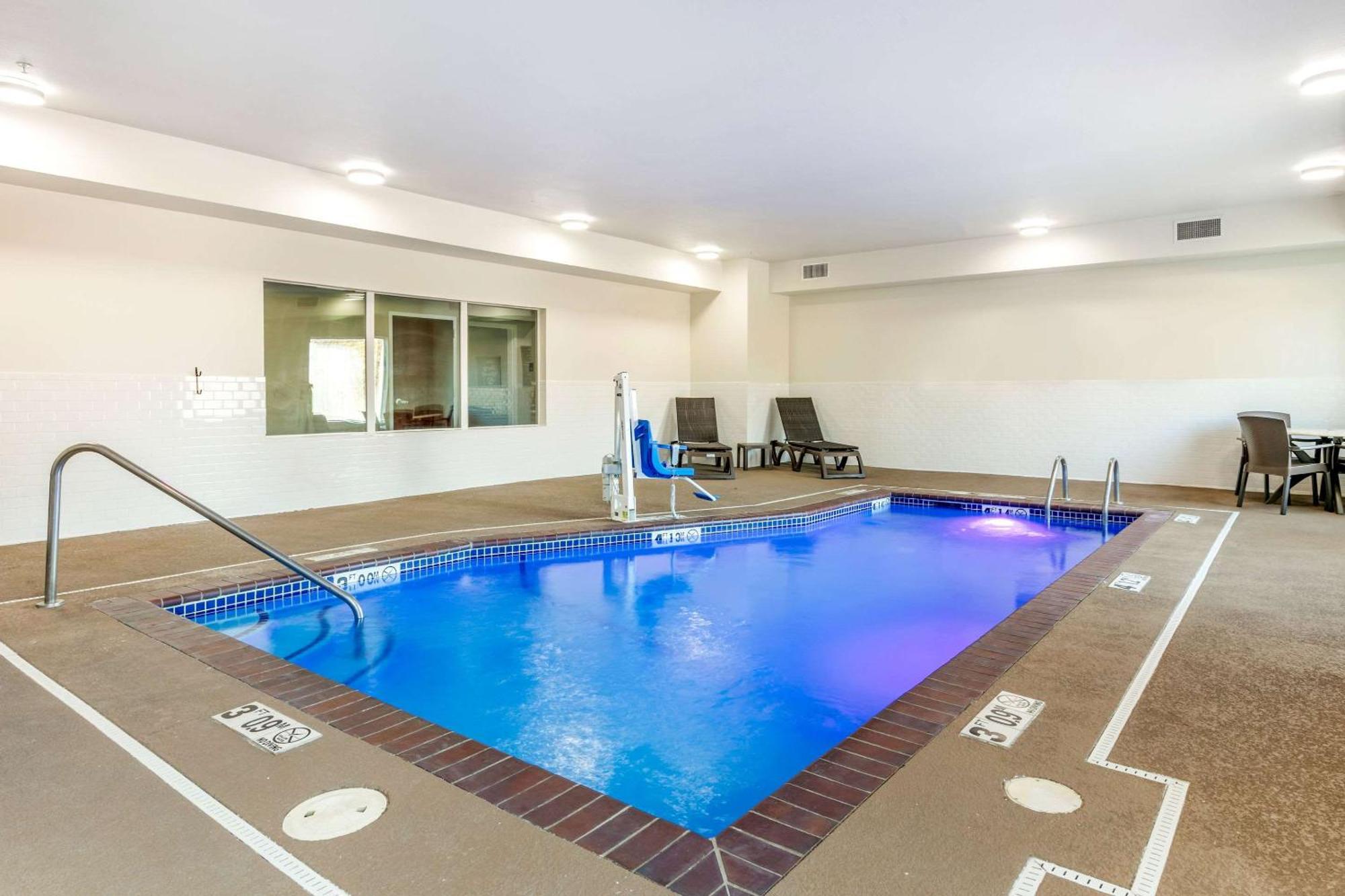 Comfort Inn & Suites Van Buren - Fort Smith Luaran gambar